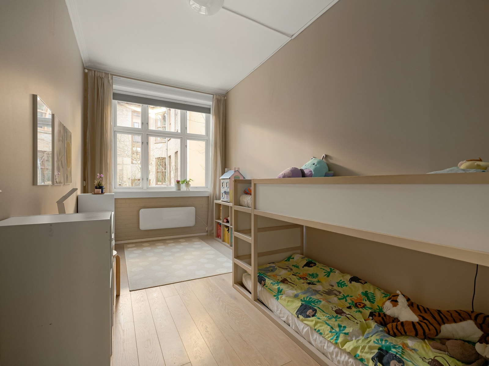 Barnerommet er kanskje det hyggeligste rommet i hjemmet og perfekt for de uadskillelige søsknene! Galleribilde