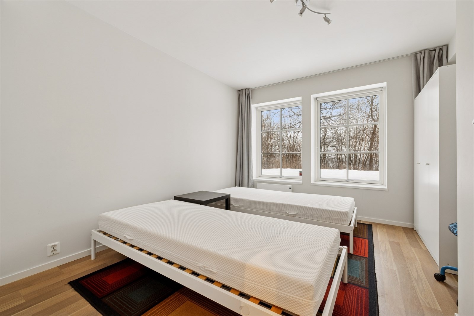 Soverom i hybel Galleribilde