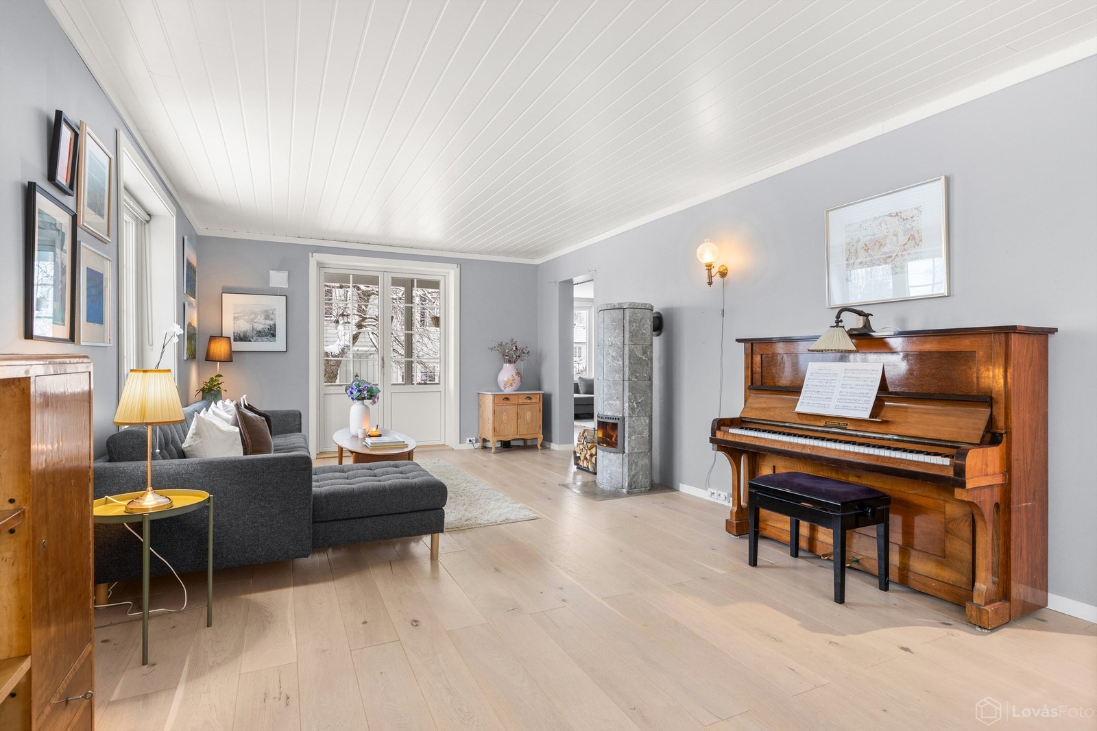 Klebersteinsovn i rommet for ekstra varme og hygge Galleribilde