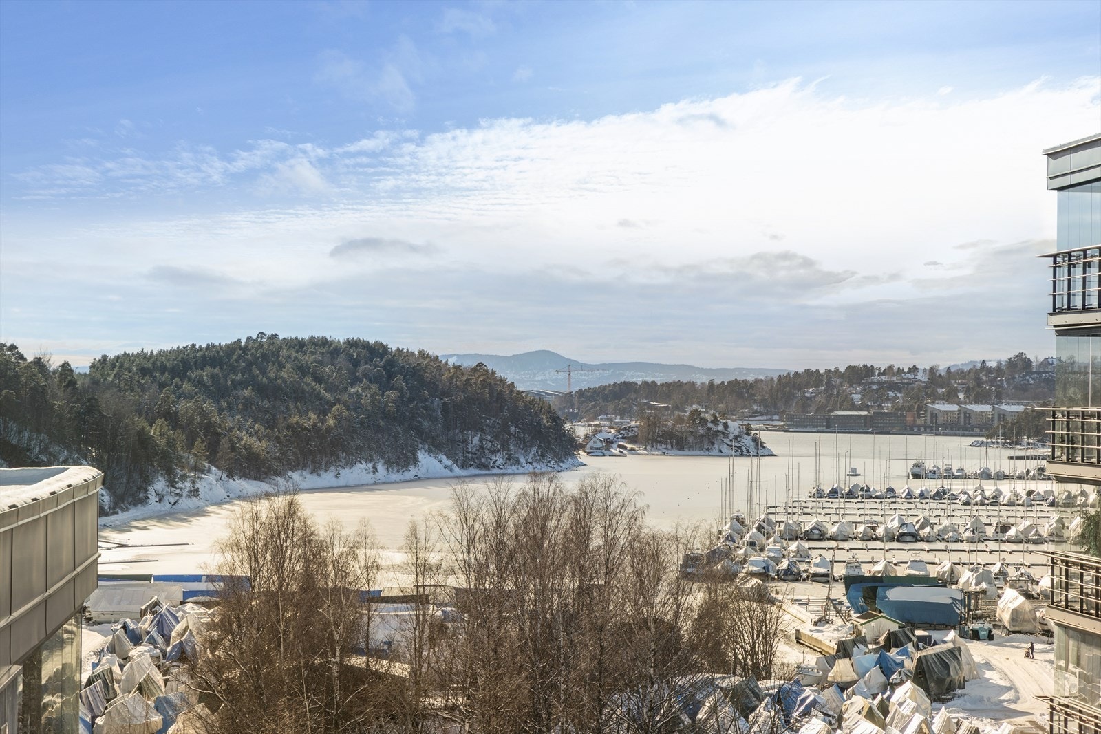 Kort vei til sjøen og de frodige turområdene på Bygdøy gir rike muligheter for rekreasjon. Galleribilde