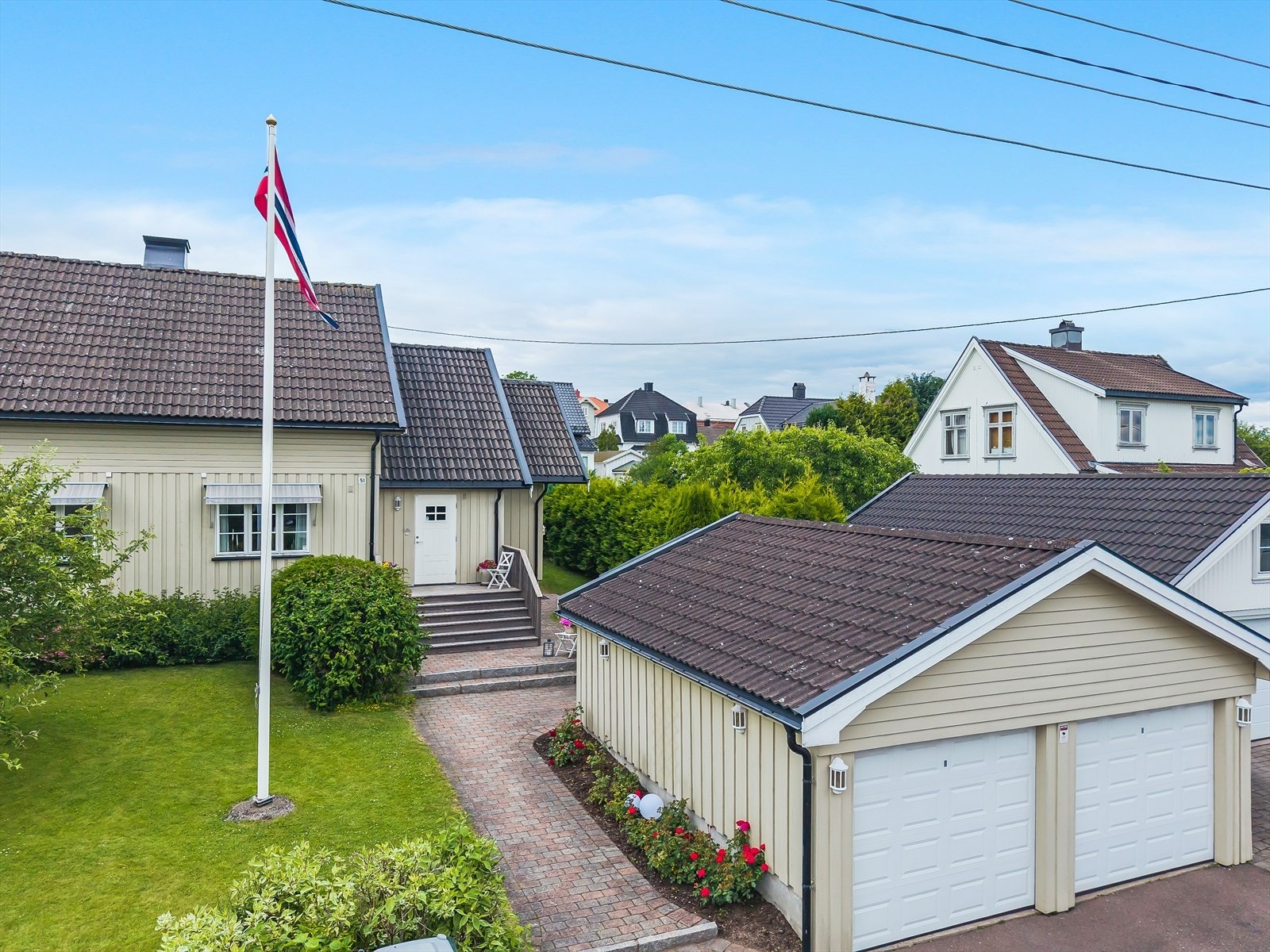 Parkering i dobbel garasje Galleribilde