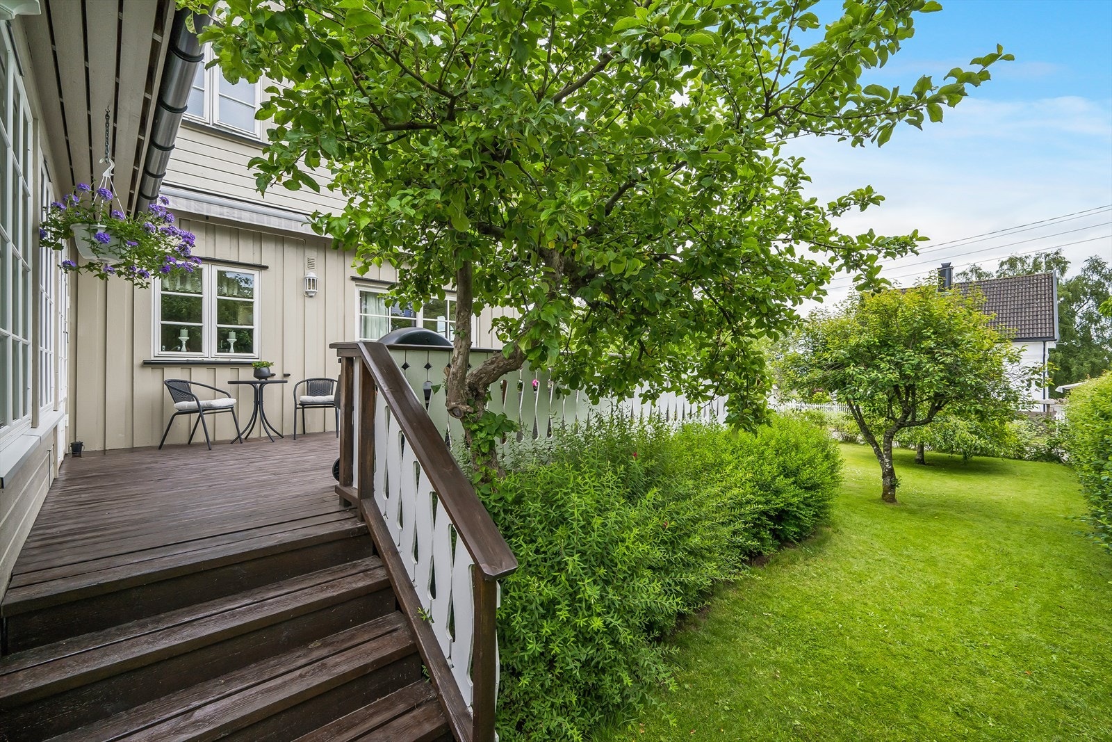 Trappeadkomst til terrasse Galleribilde