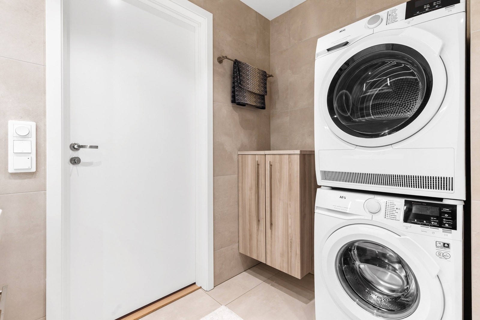 Her er det opplegg for vaskemaskin og tørketrommel. Galleribilde