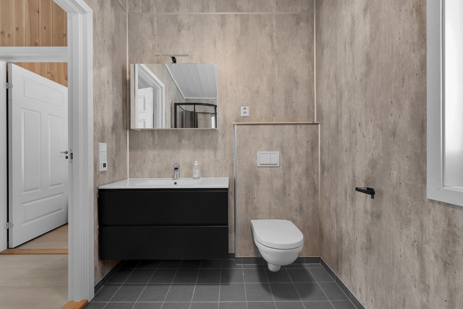 Bad med varme i gulv Galleribilde