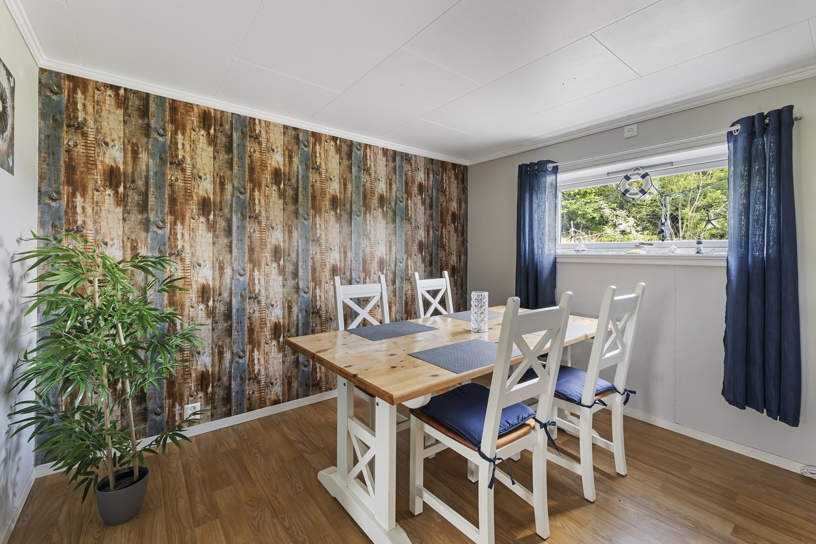 Sokkelleilighet Galleribilde