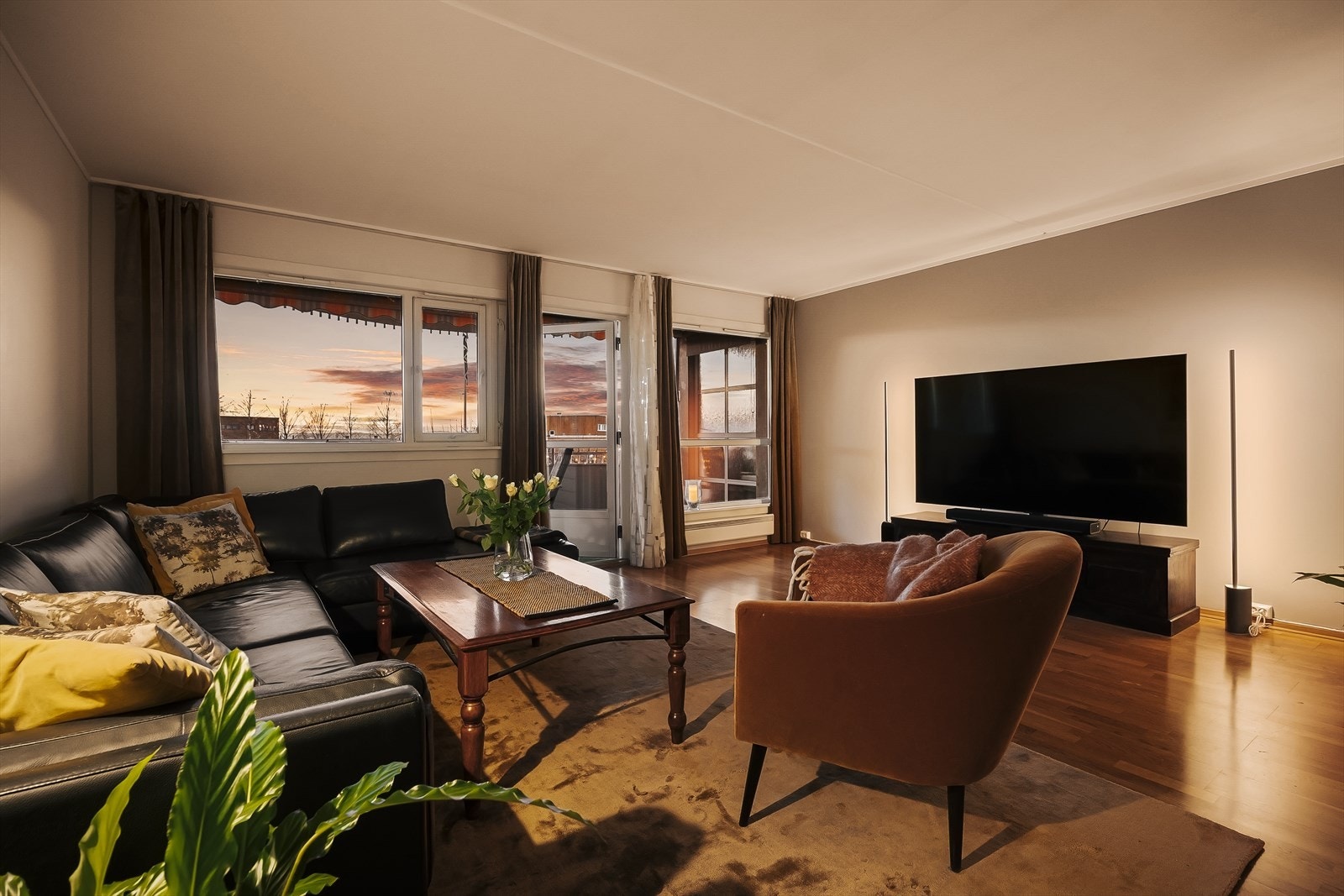 Velkommen til Lindebergveien 25F, presentert av lokalmegler Mathias Traverso ved DNB Eiendom. Galleribilde