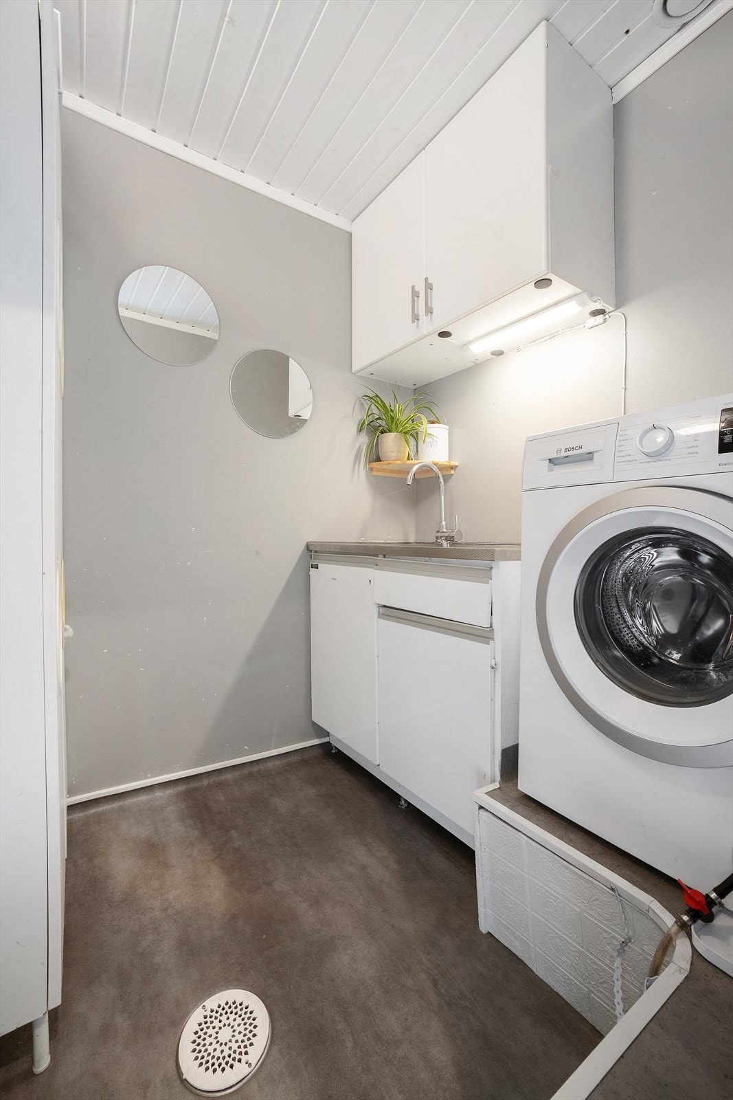 Rom benyttet som vaskerom er på originale bygningstegninger betegnet som bod Galleribilde