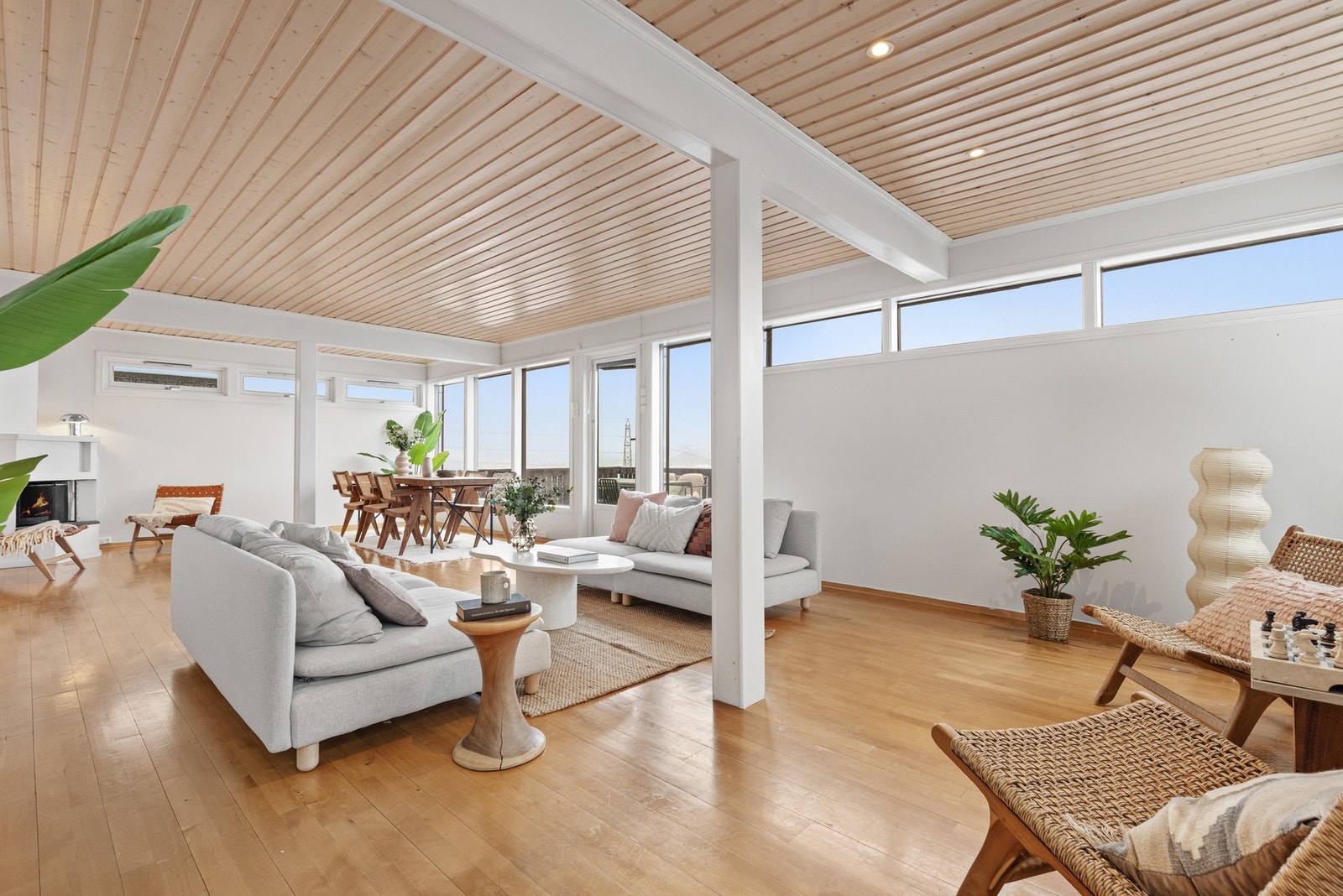 Leiligheten er sydvendt og har gode solforhold Galleribilde