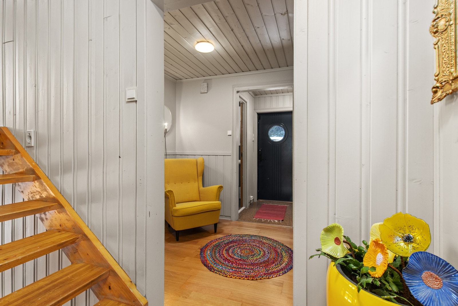 Inngangsparti/vindfang. Galleribilde