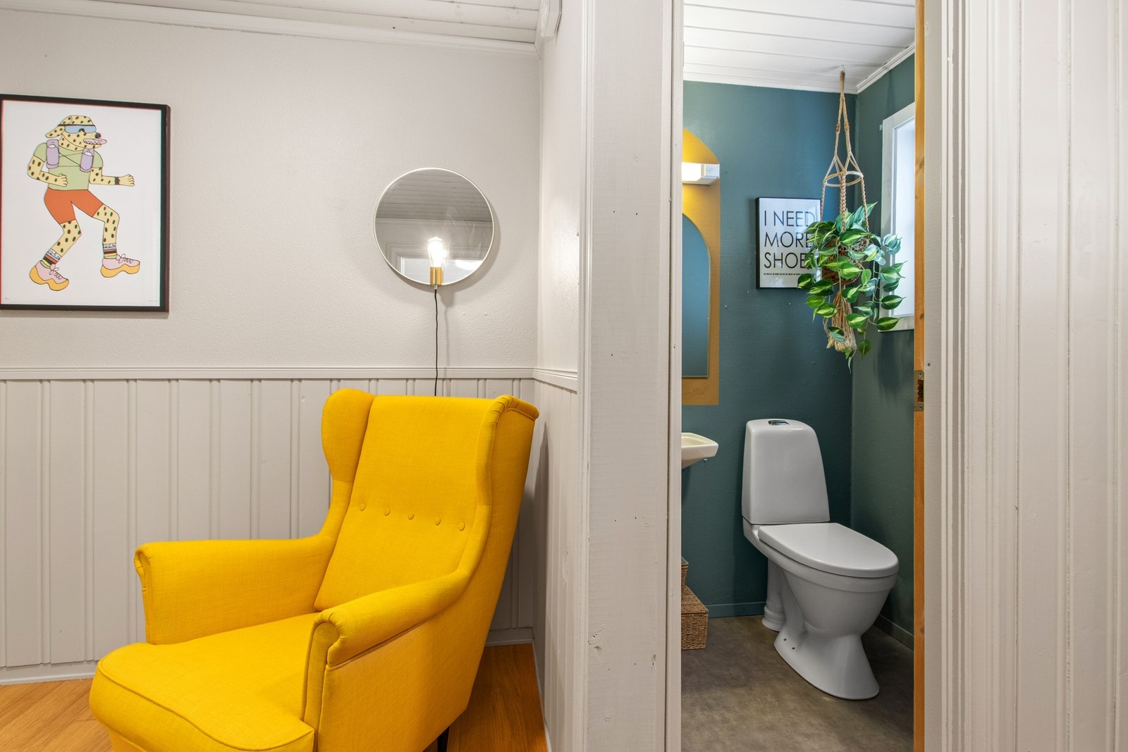 Eget toalett ved vindfanget. Galleribilde