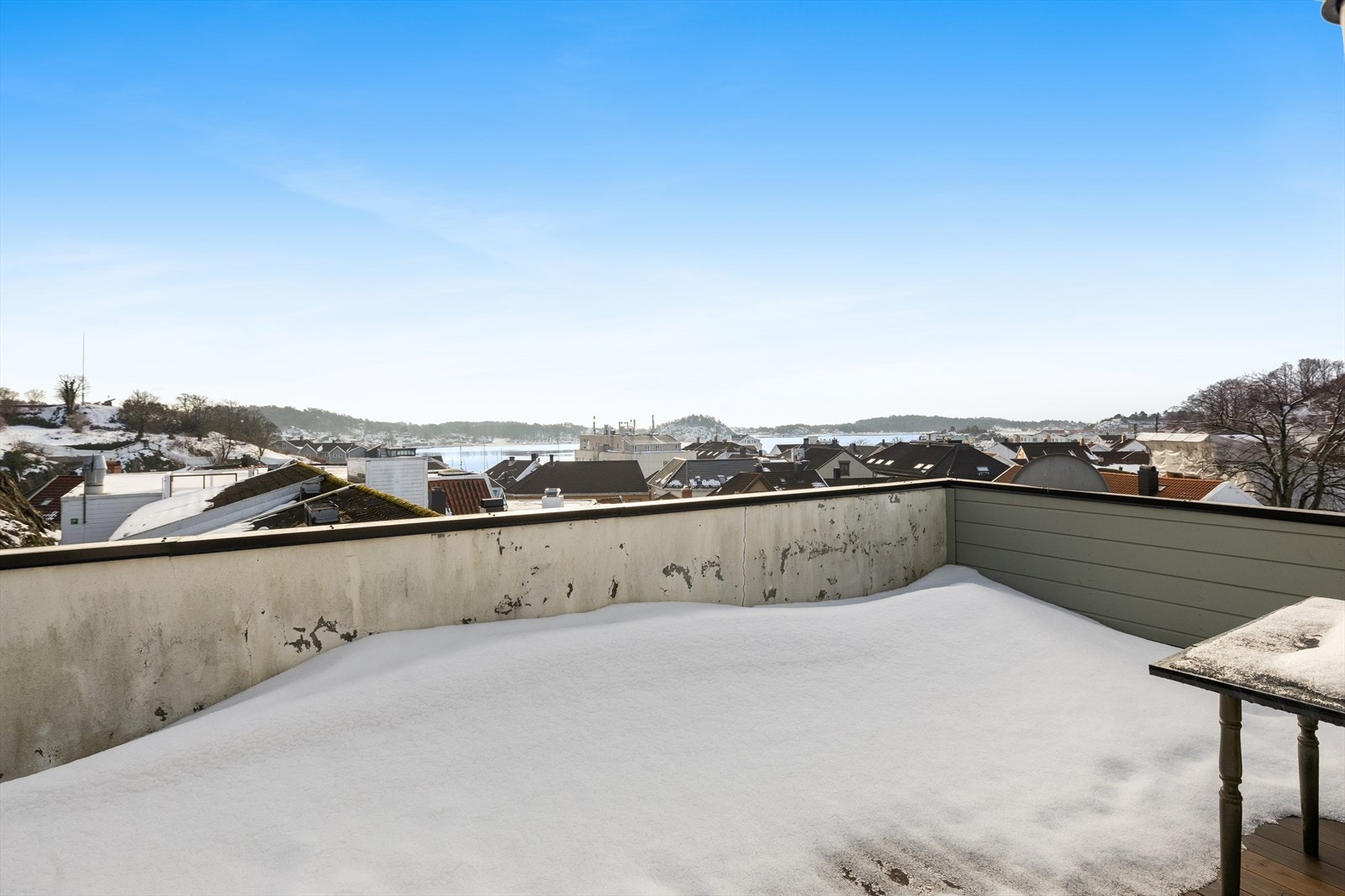 En herlig takterrasse med bruksareal på 22 kvm. Galleribilde