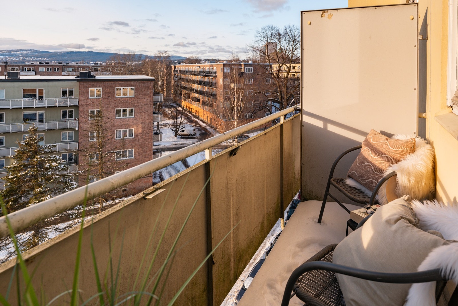 Velkommen til denne flotte 2-roms topp- og hjørneleiligheten i Rødstuveien 15! Presentert av Eie eiendomsmegling avd. Sinsen & Carl Berner Galleribilde