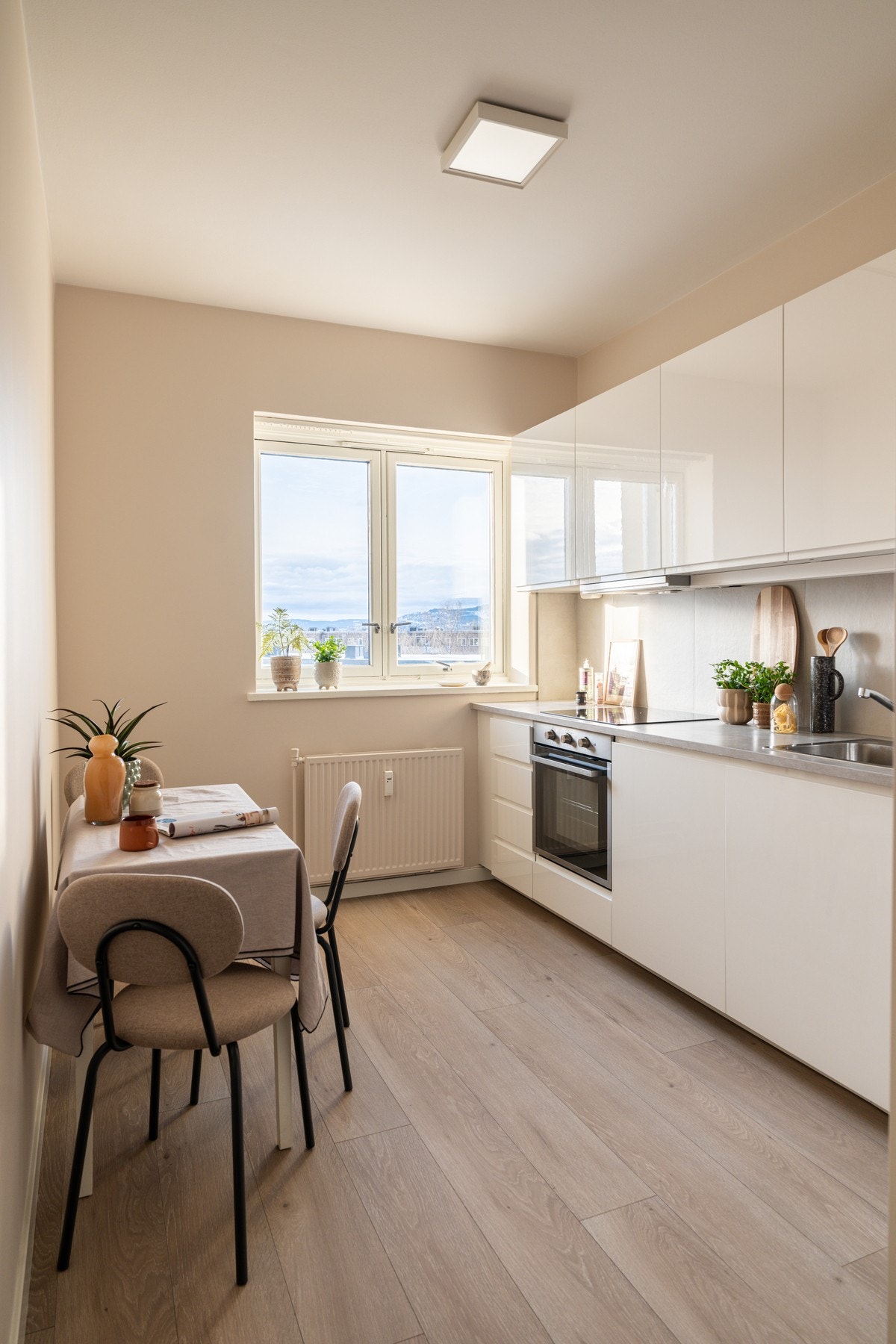 Lekker kjøkkeninnredning fra 2023. Galleribilde