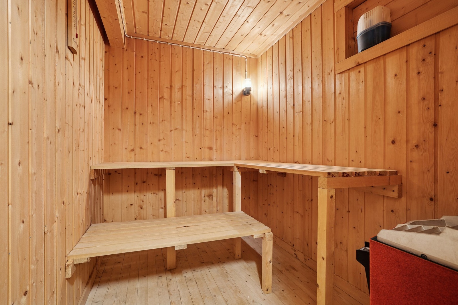 Badstu i kjeller Galleribilde