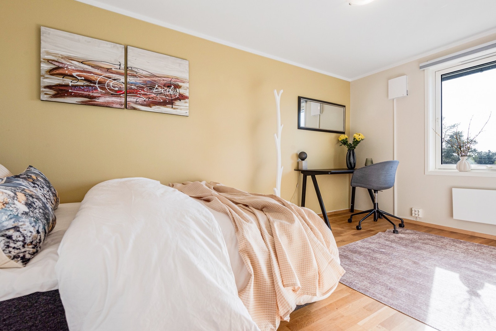 Soverom med eget bad i soveromsavdelingen Galleribilde