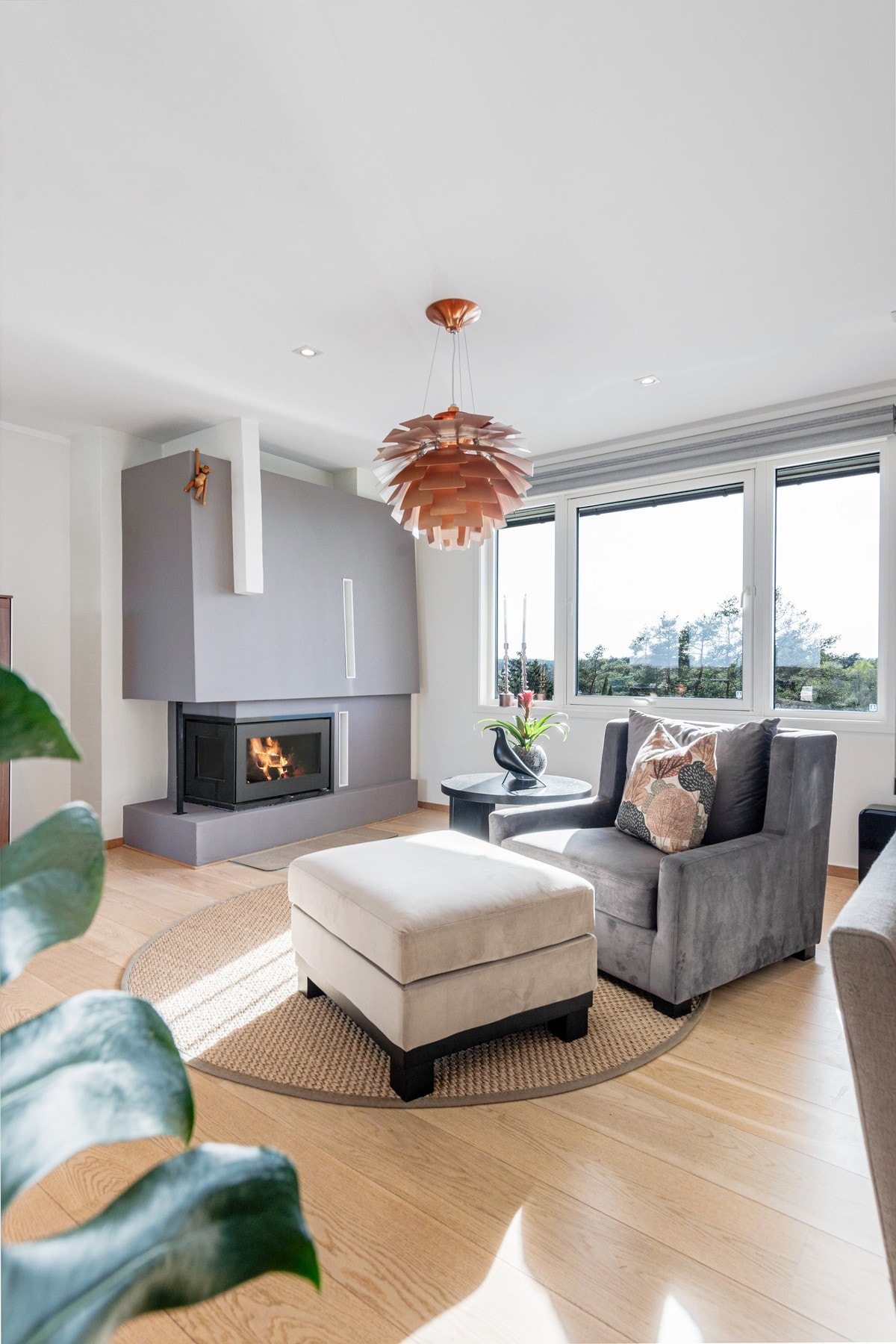 Ildsted til både glede og nytte i stuen Galleribilde