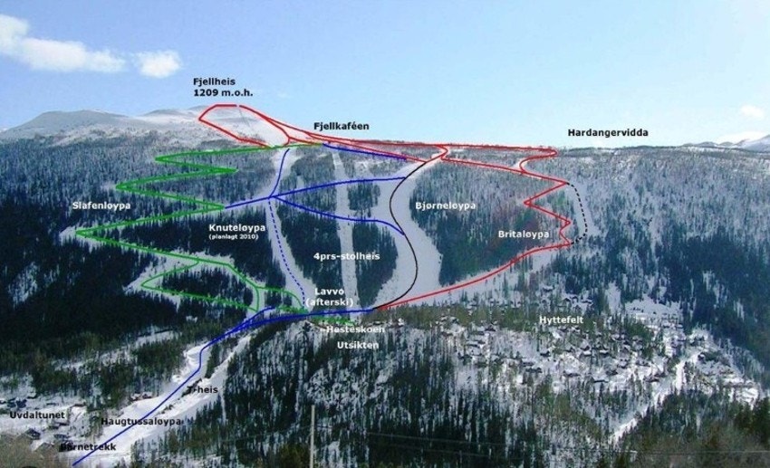 Fjellheisen tar deg opp til ca. 1000 moh, der puddersnøen ofte ligger urørt og offpiste-mulighetene er mange | her får du opplevelser som kombinerer lange, rolige carvingsvinger med adrenalinfylt kjøring i løssnø Galleribilde