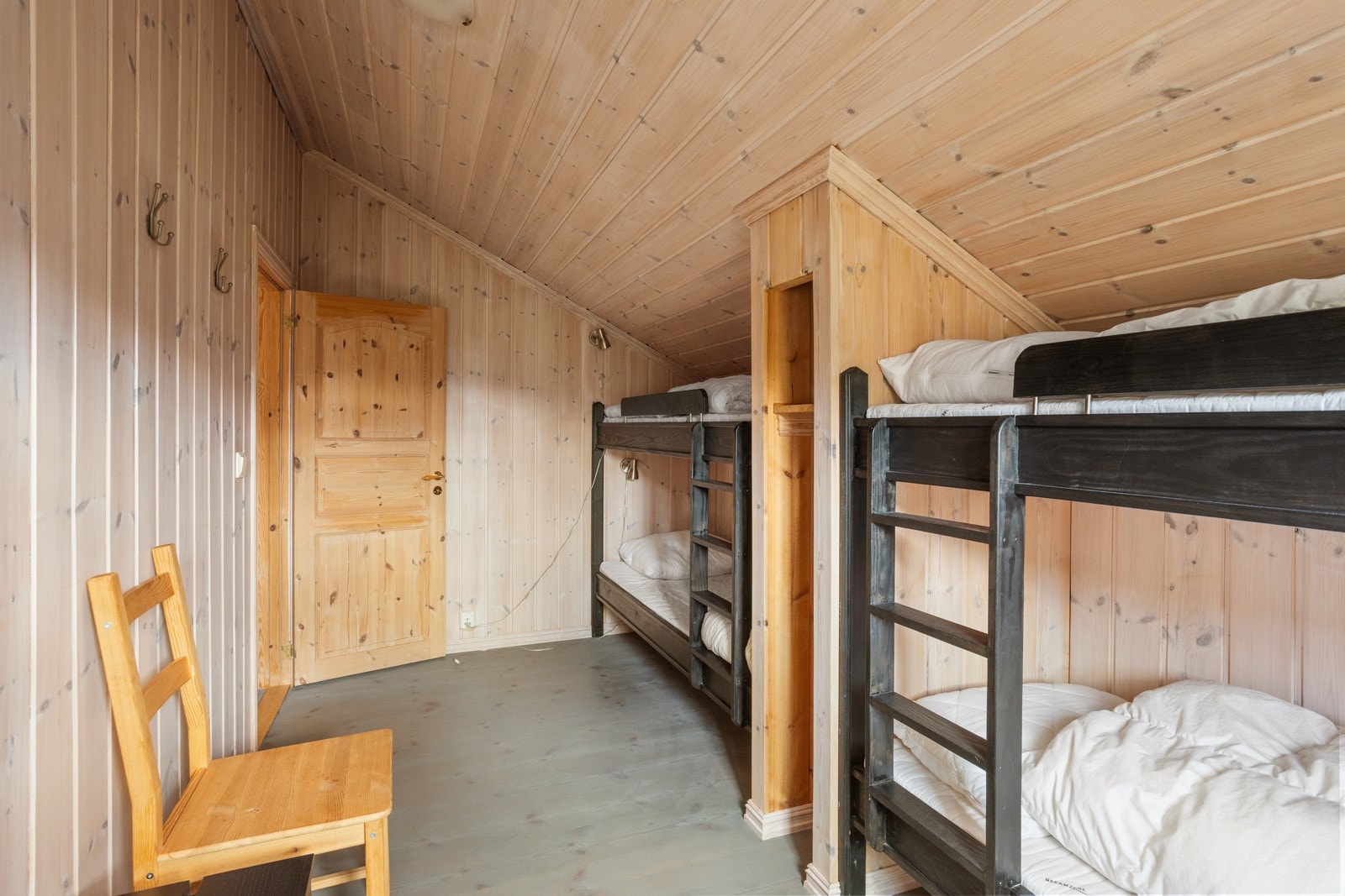 Innredet rom på hems | rommet er ikke godkjent som soverom / varig opphold Galleribilde