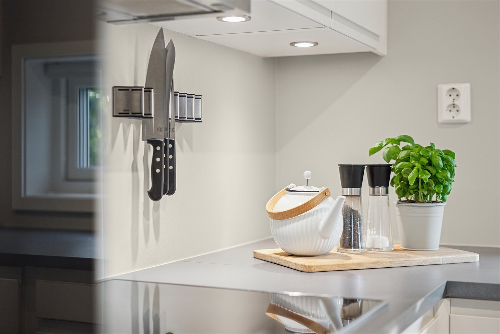 Moderne og stilsikker bolig. Galleribilde