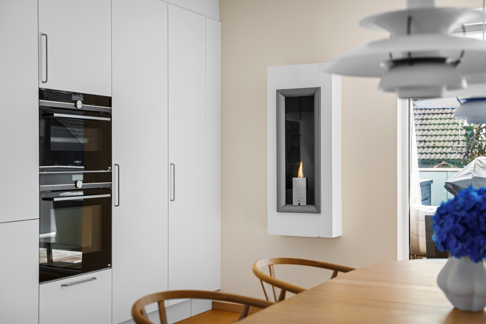 Integrerte stekeovner fra Siemens, samt gasspeis fra Faber Tortch. Galleribilde