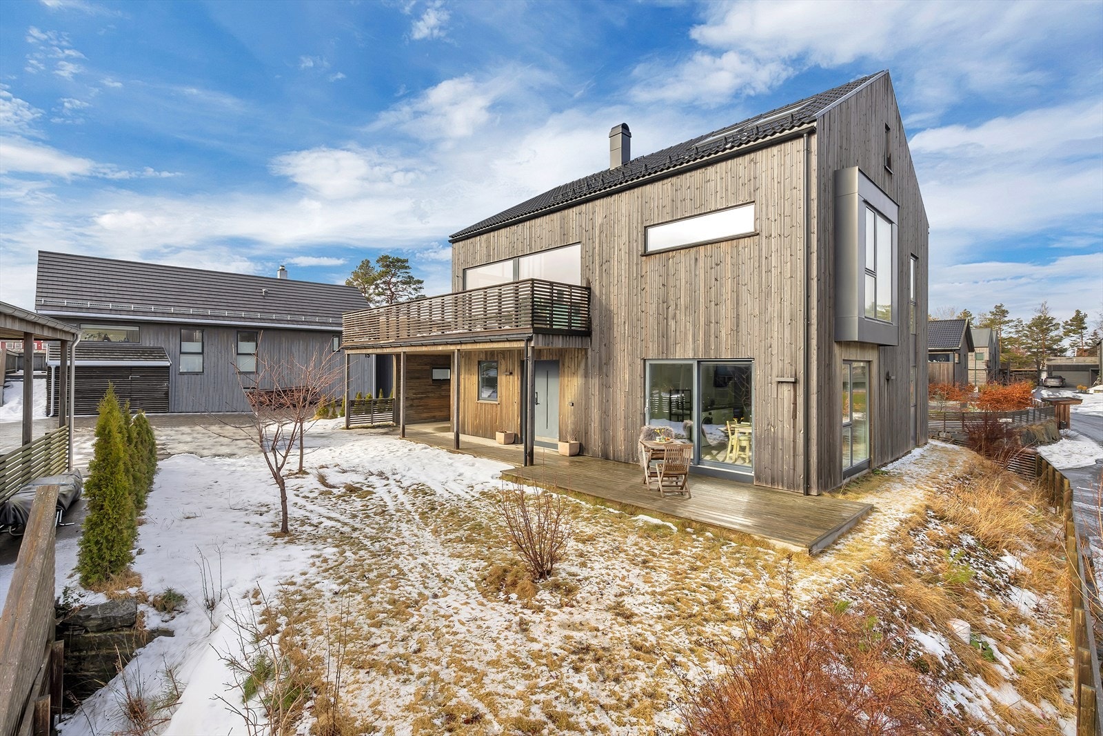 Velkommen til Revemyrknausen 7 | Presenteres v/eiendomsmegler Kjell-Arne Arnesen | Fotograf: Stein Olsen Galleribilde