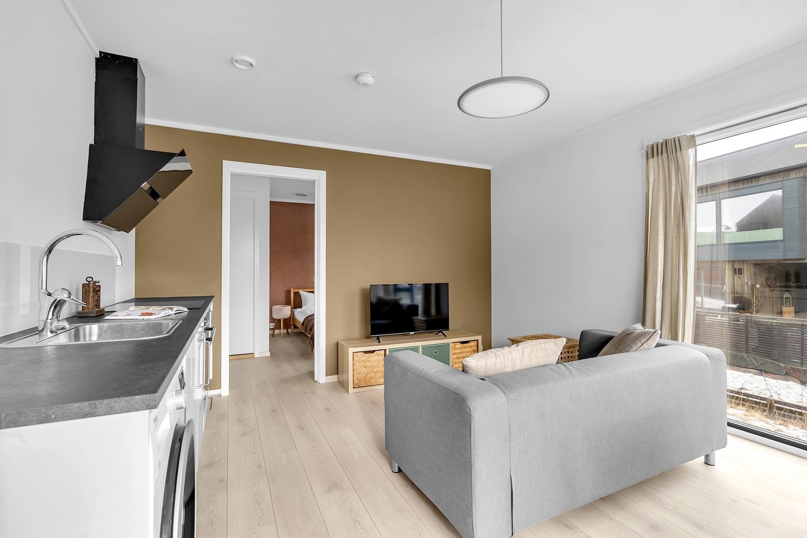 Hybel | Åpen stue/kjøkken-løsning. Galleribilde