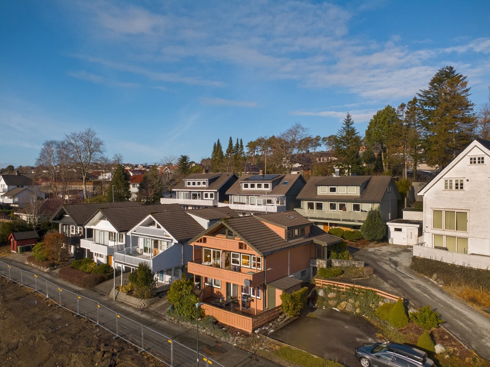 En god beliggenhet på populære Hinna i et meget spennende område under utvikling Galleribilde