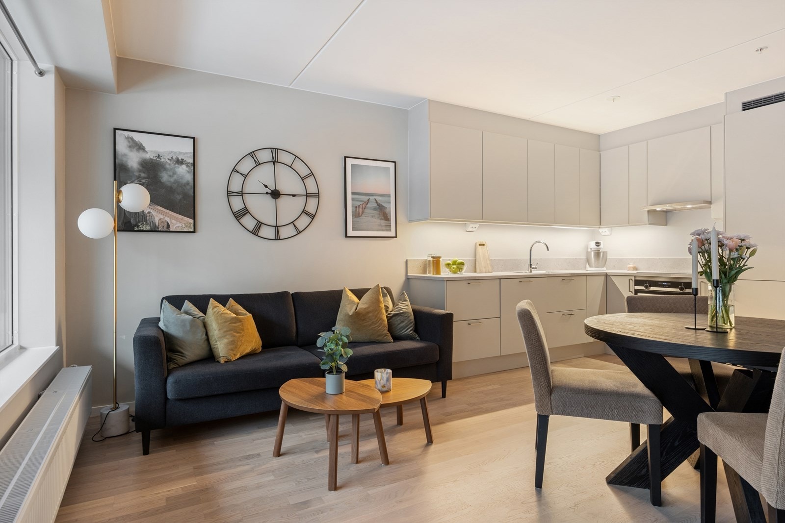 Oppvarming via radiatorer. Galleribilde