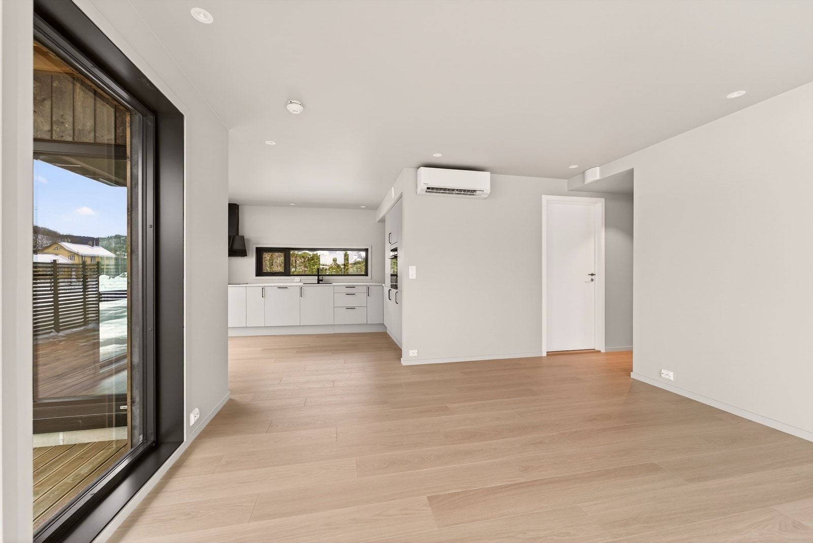 Det er varmepumpe i stue. Galleribilde