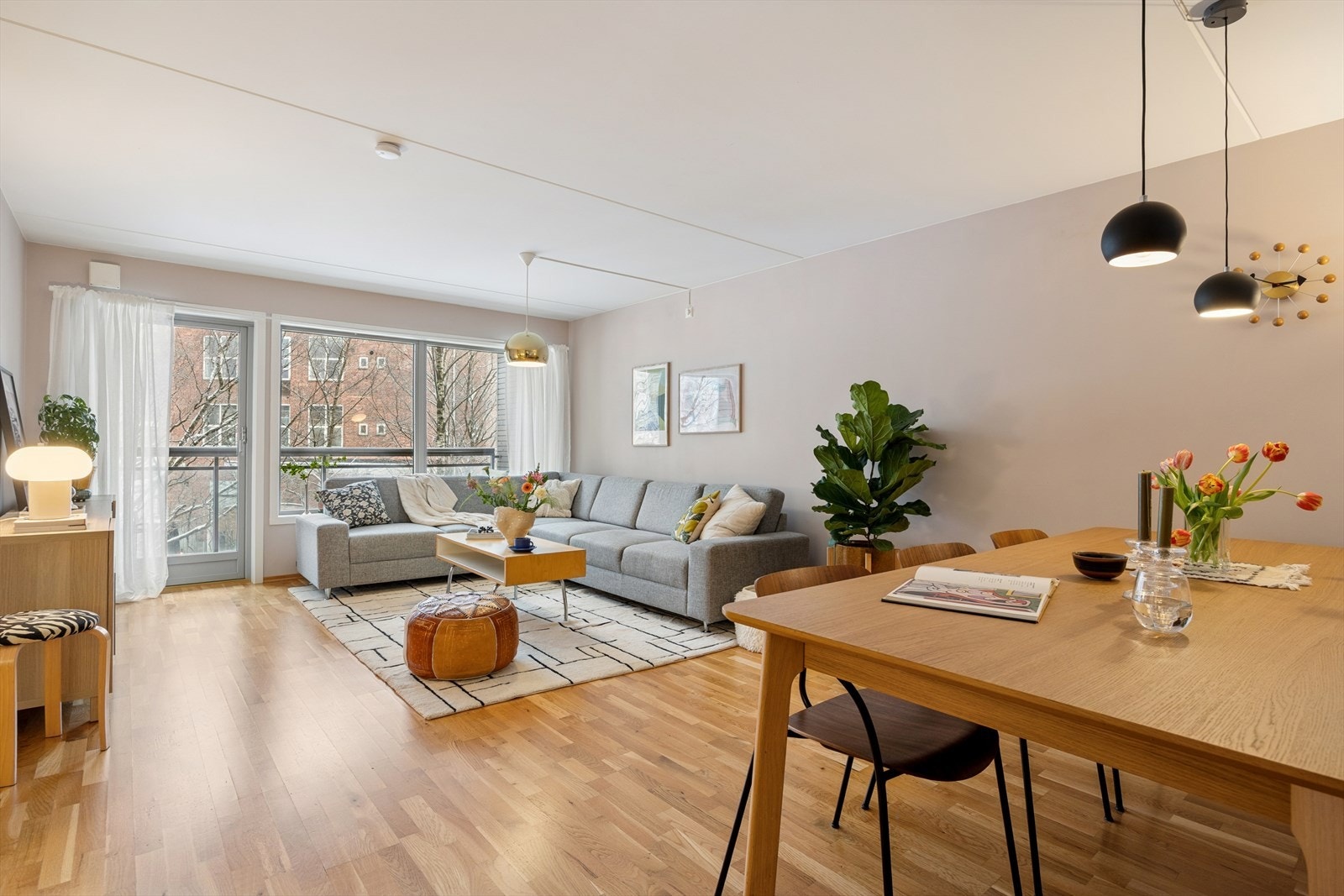 Leiligheten holder en god standard og er malt i tidsmoderne fargevalg. Galleribilde