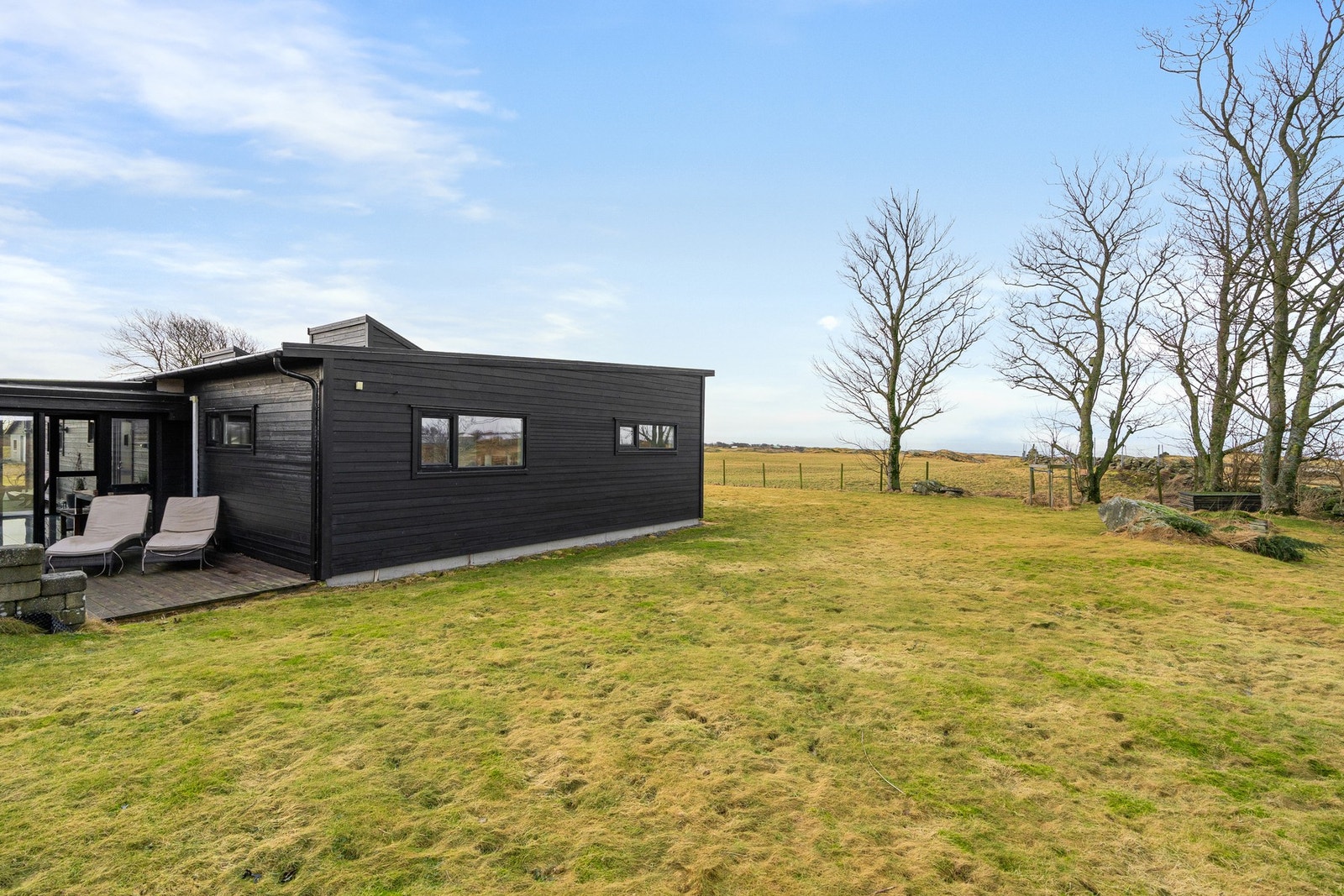 Uteområde ved boligens østre side. Galleribilde