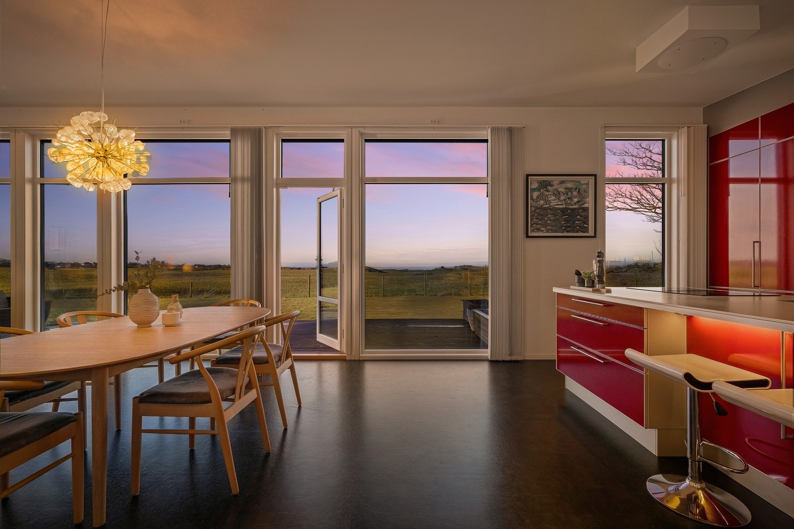 EIE | Kveldsbilde Galleribilde