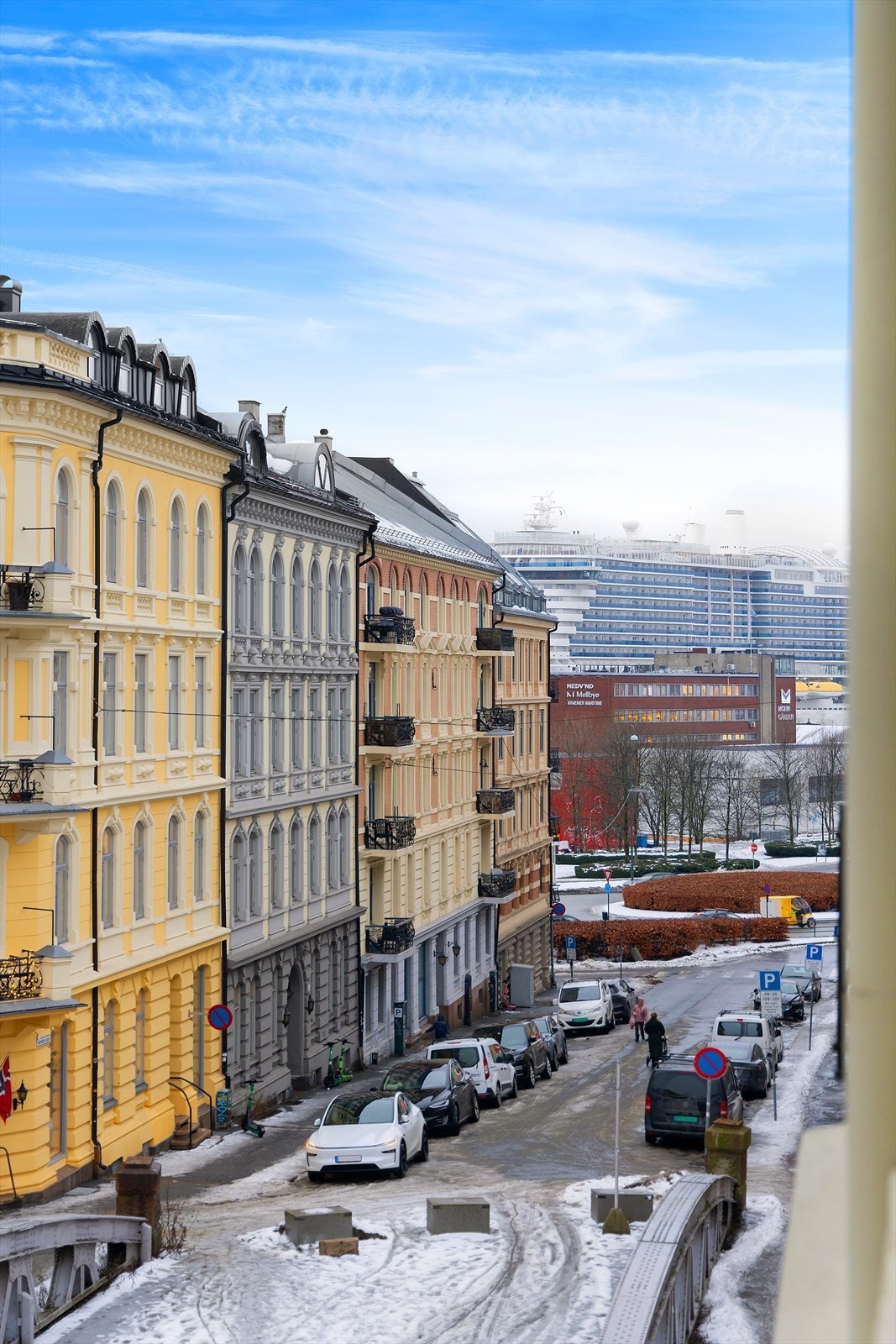 Området byr på hyggelige gater, grønne parker og et rikt utvalg av kaféer, restauranter og nisjebutikker. Galleribilde