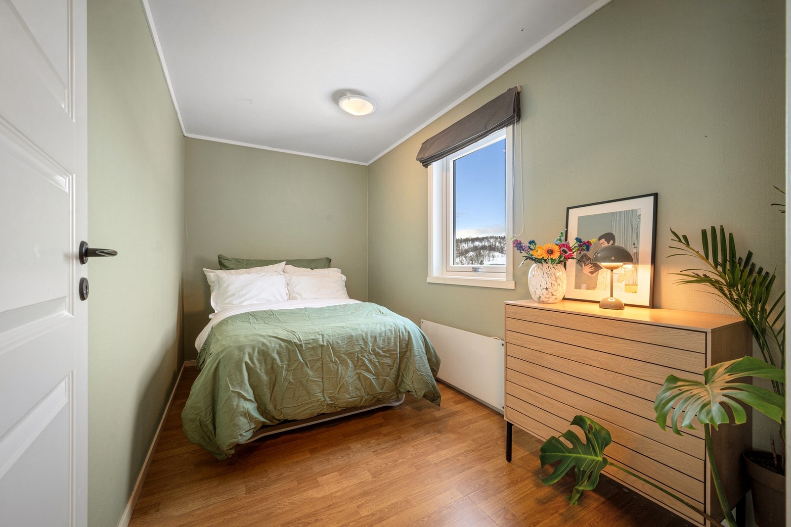 Soverom nr. 2 - Lyst og trivelig; perfekt som barnerom, gjesterom eller hobbyrom Galleribilde