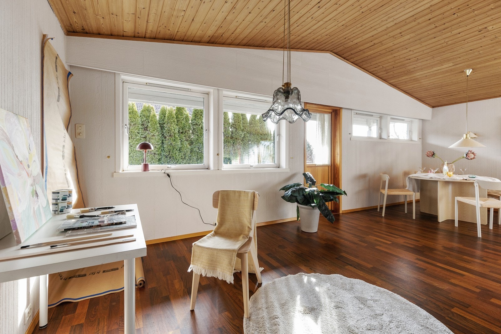 Boligen har standard fra byggeår og renovering må påregnes. Galleribilde