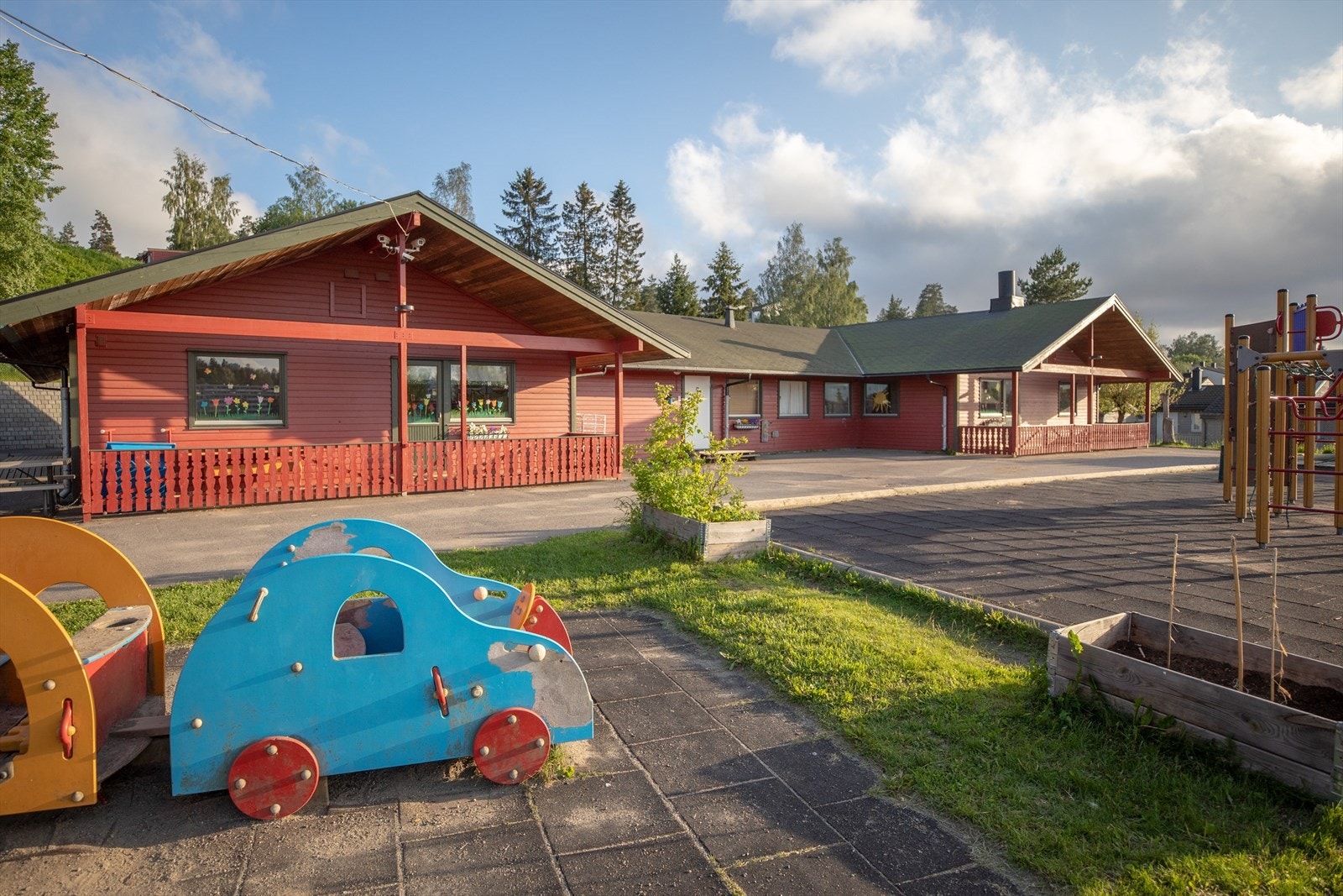 Finstad barnehage ligger også like ved. Galleribilde