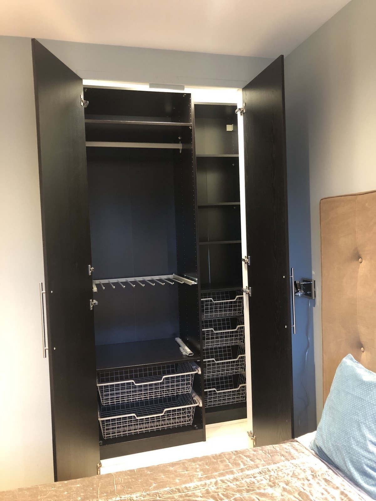 Innebygget garderobe Galleribilde