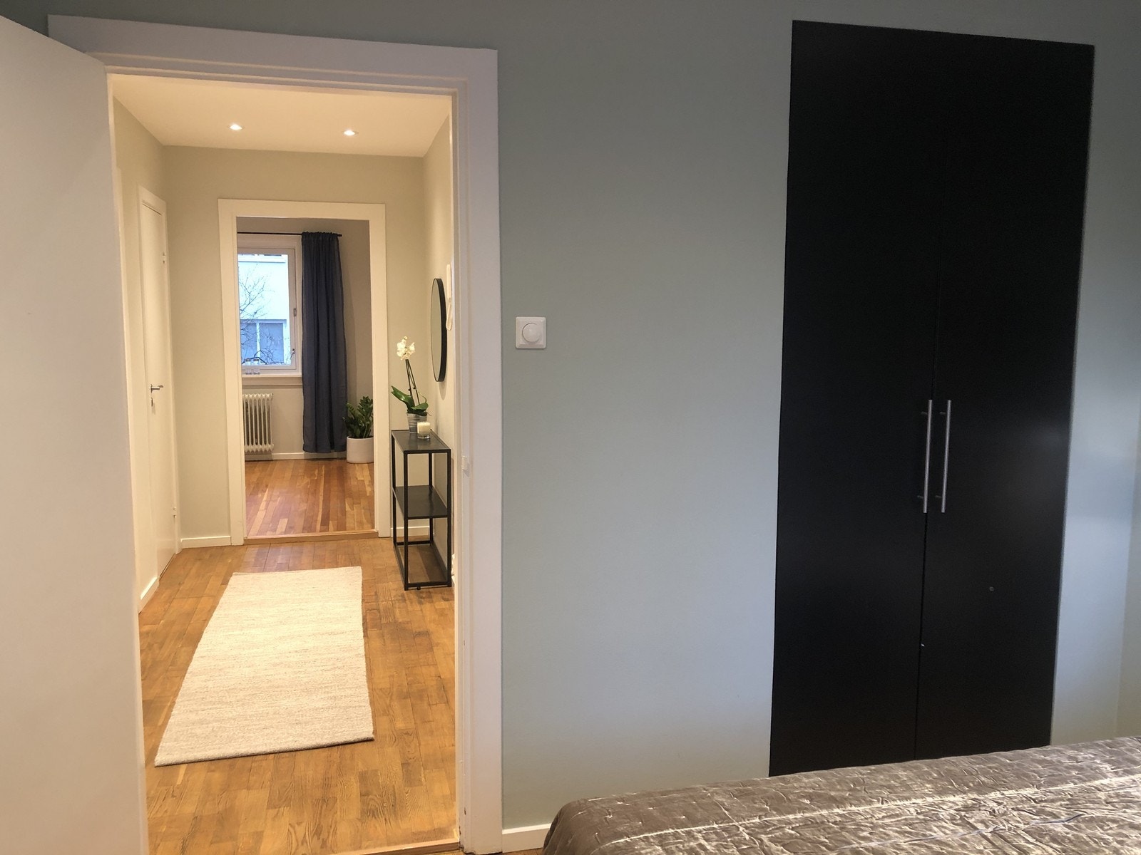 Leiligheten er gjennomgående med gode lysforhold. Galleribilde