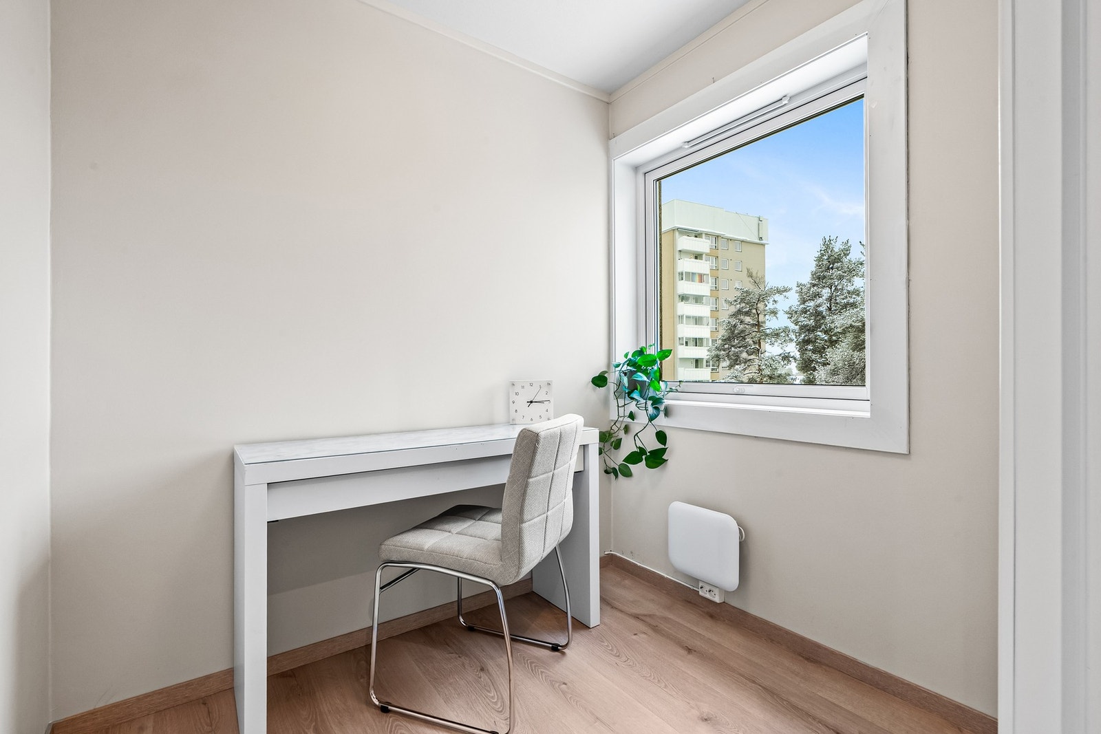 Et ideelt rom for deg som jobber hjemmefra eller trenger et lite barnerom. Galleribilde