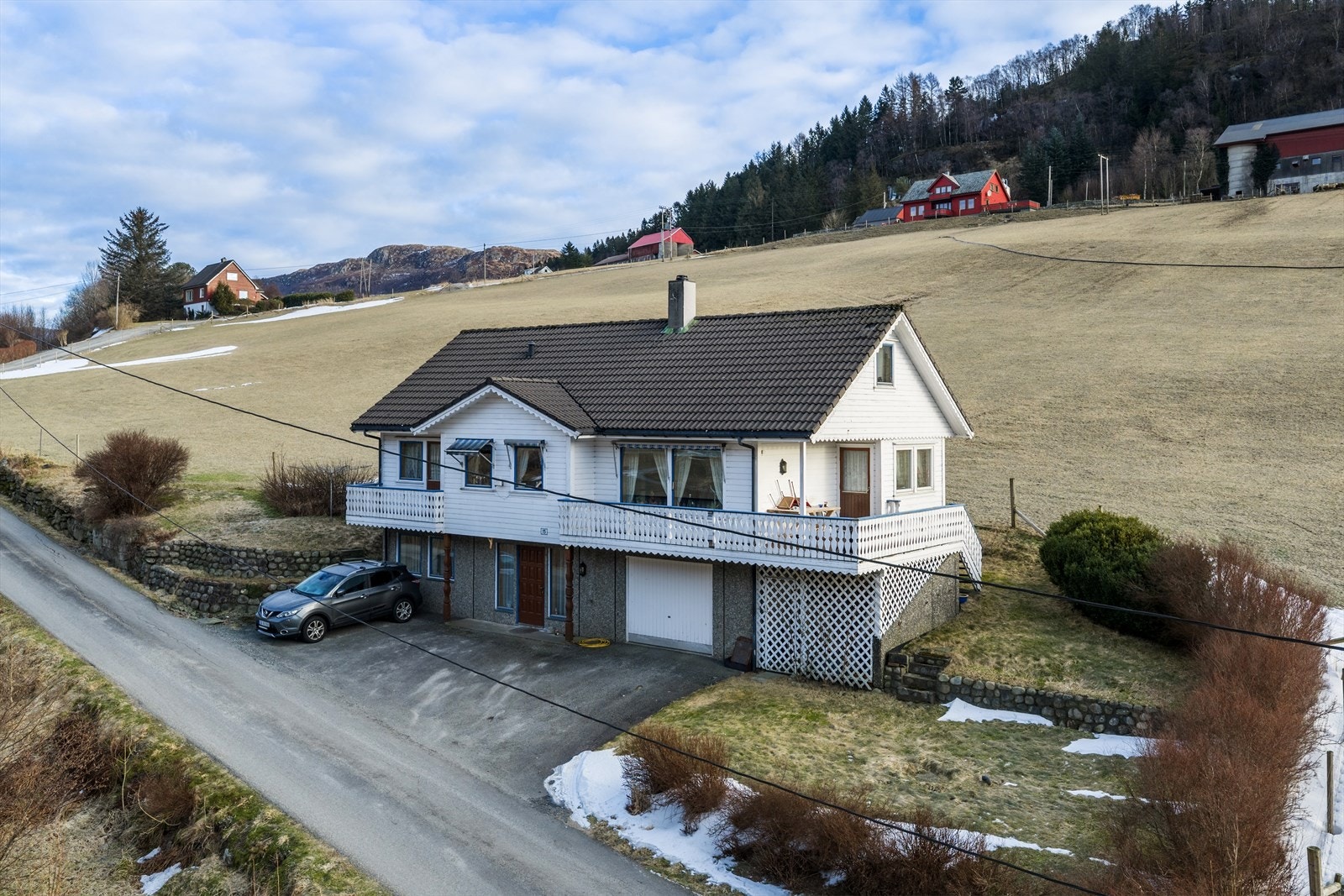 Velkommen til Stoplevegen 15, presentert av eiendomsmegler Christoffer Haugeberg Våge. Foto: Vestbris Galleribilde
