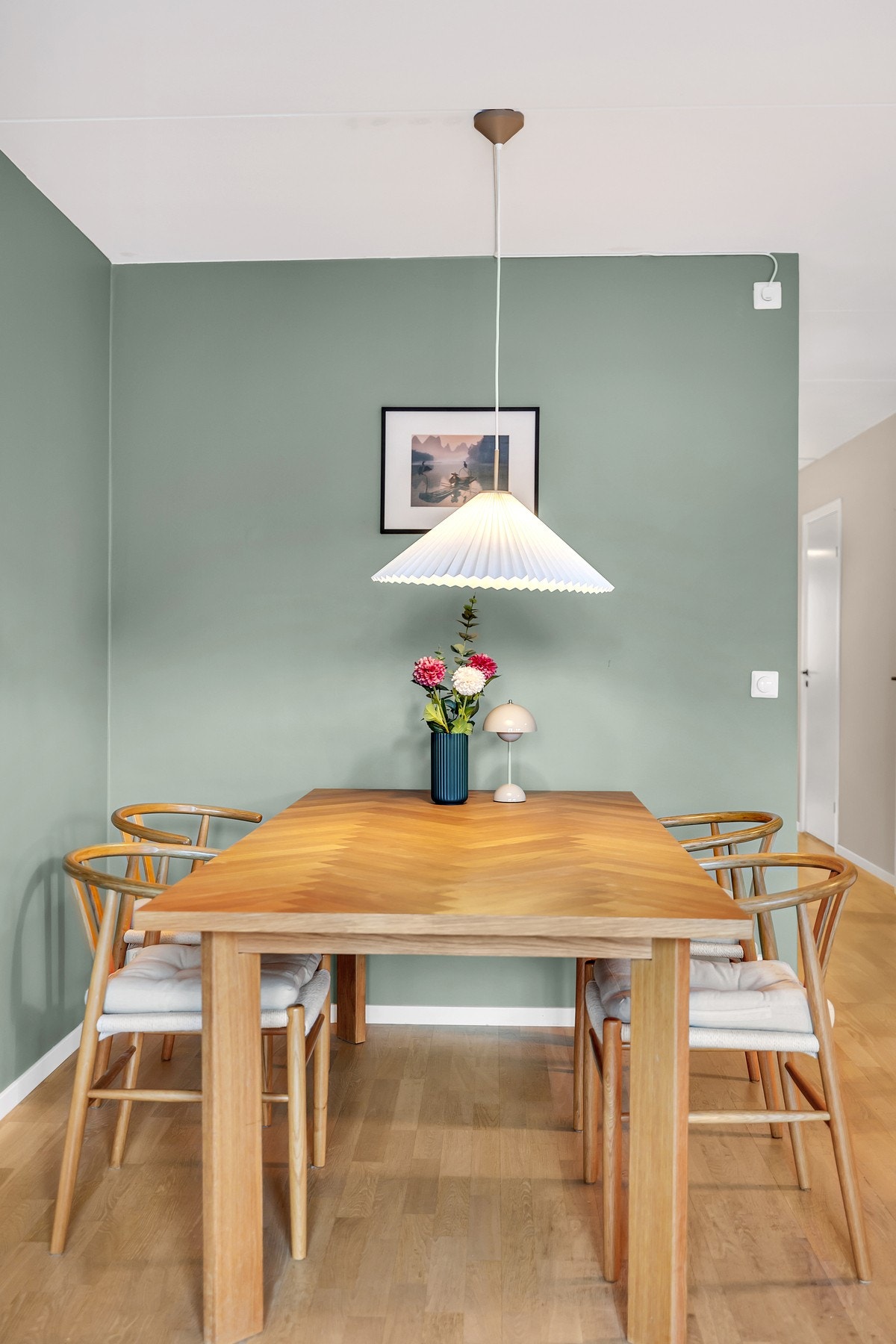 Her kan man samle venner og familie til et hyggelig måltid. Galleribilde