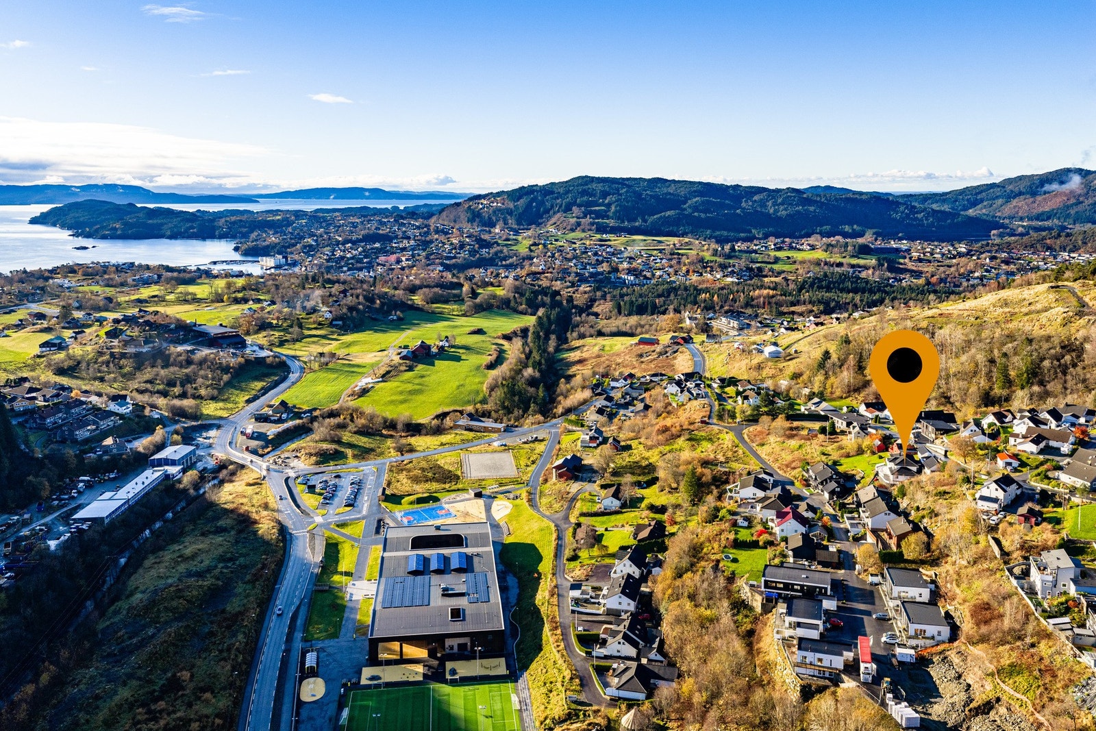 Osmarka er et fantastisk friluftsområde. Turløypen er gruset og tilrettelagt for alle, hele året Galleribilde