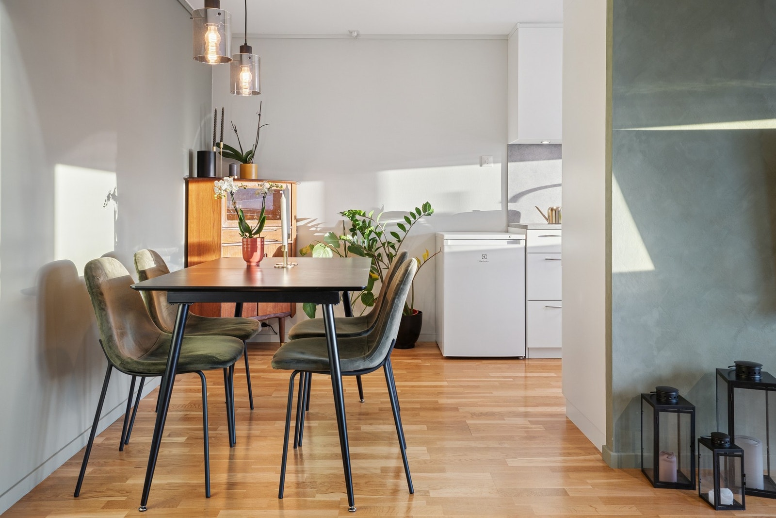 God plass til spisebord Galleribilde