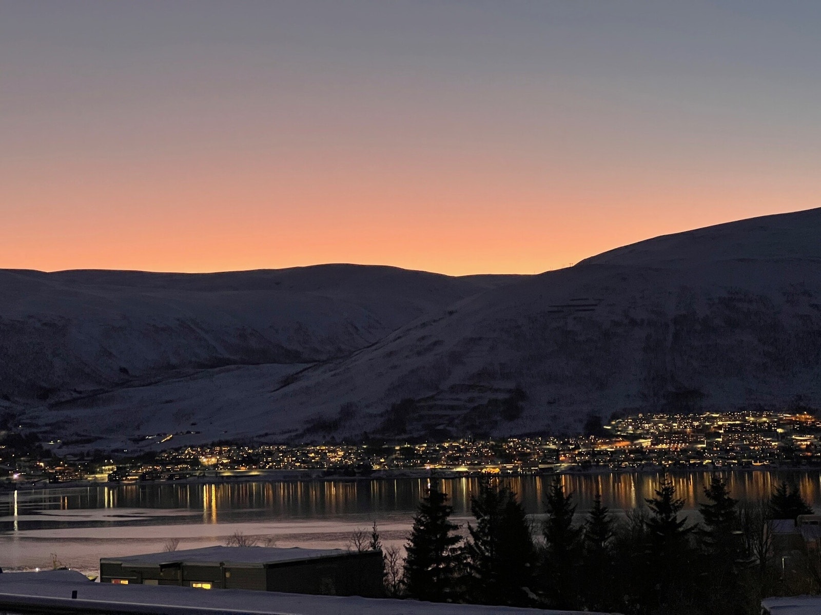 Utsiktsbilde fra balkong (tatt av selger) Galleribilde