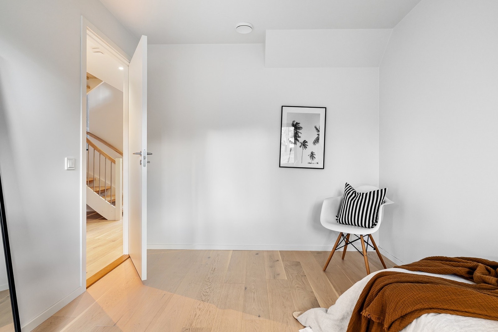 Bildene er fra naboleilighet (15B), med identiske løsninger og materialvalg. Galleribilde