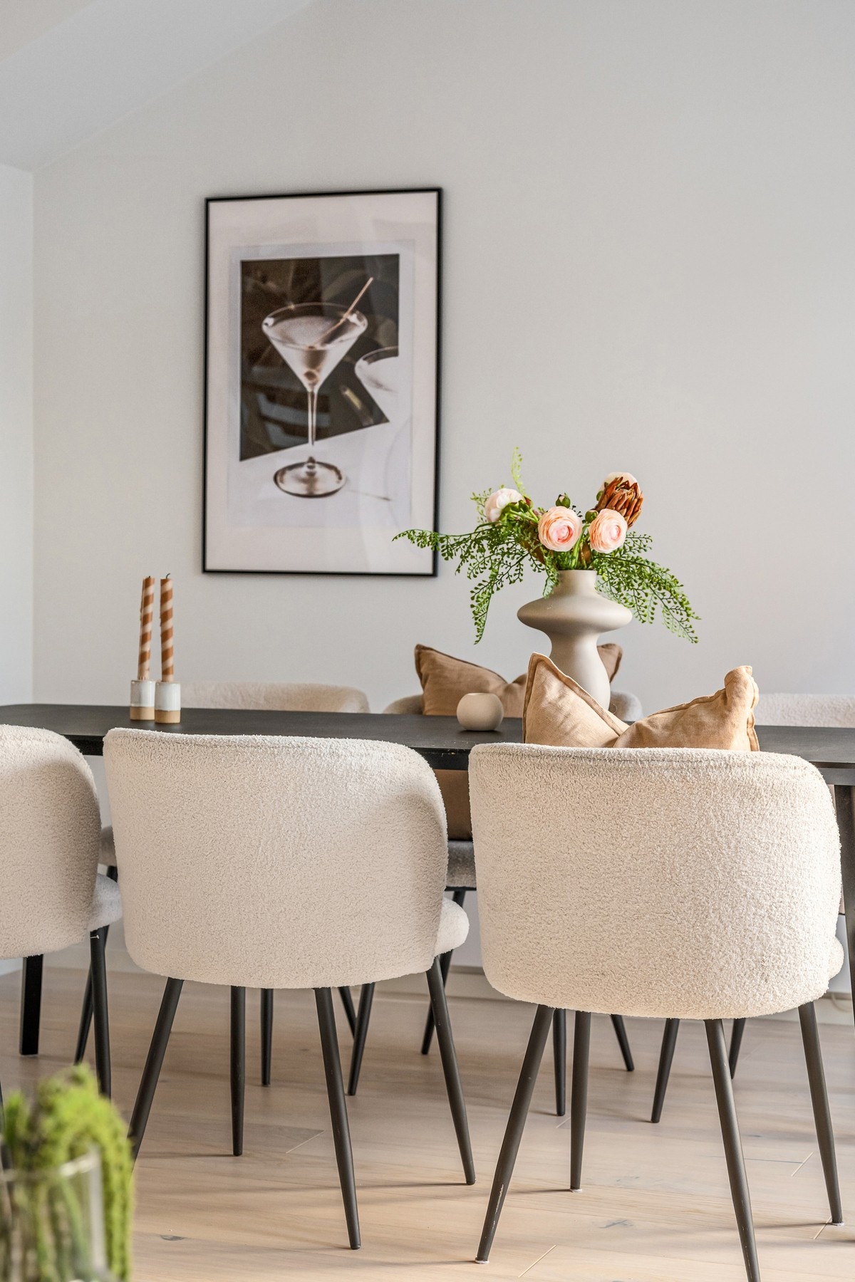 Bildene er fra naboleilighet (15B), med identiske løsninger og materialvalg. Galleribilde