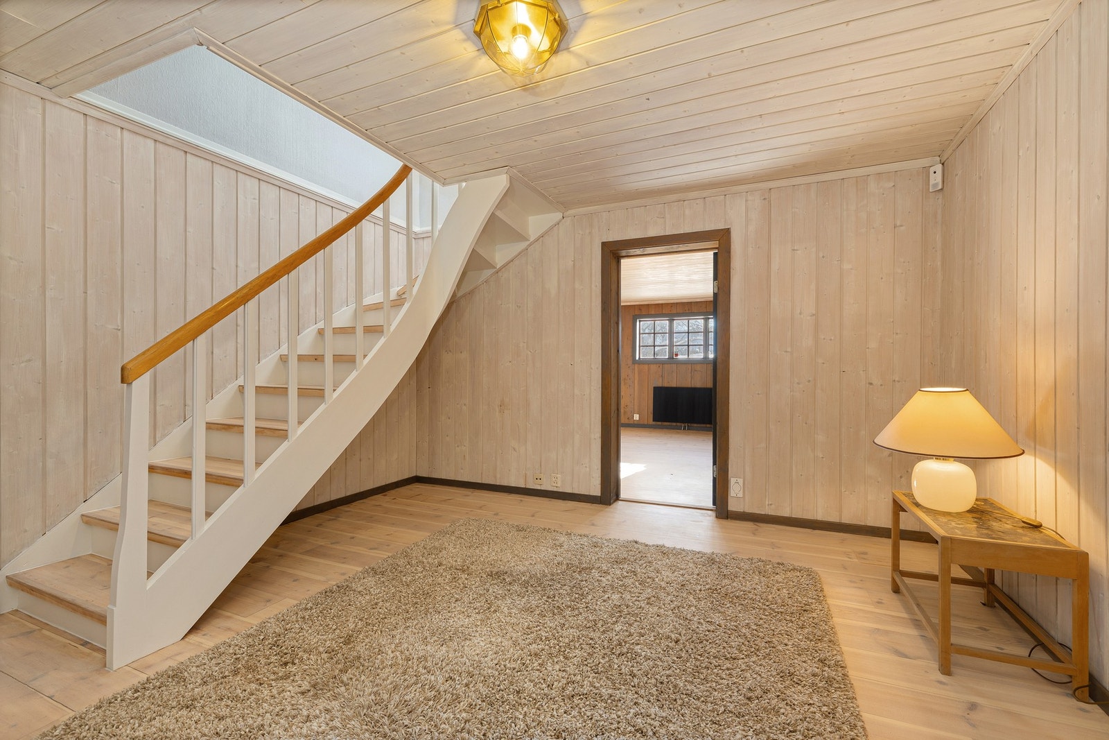 Trapperom i kjeller Galleribilde