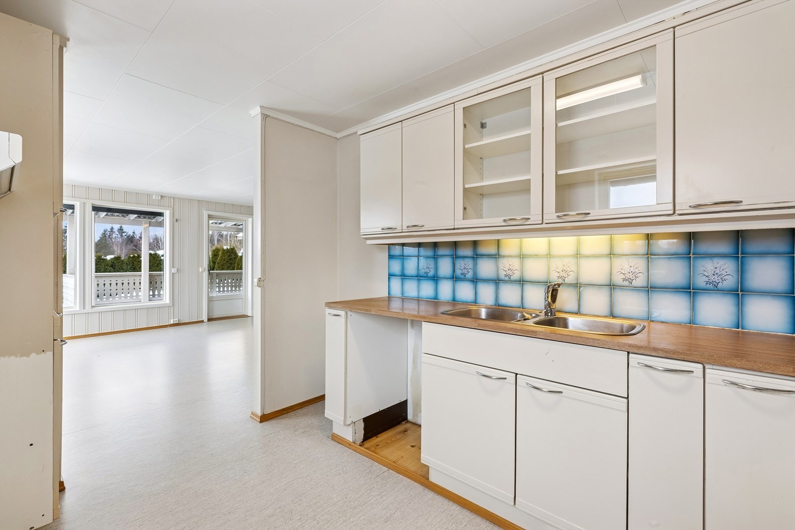 Kjøkkenet ligger praktisk til i tilknytning til stuen. Galleribilde