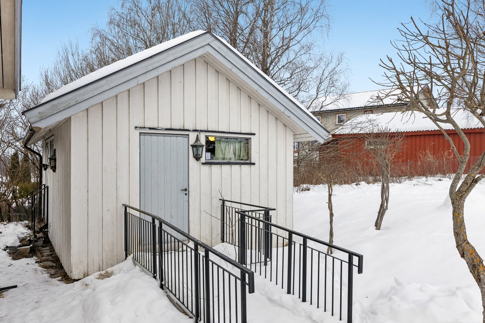 Rampe medfølger ikke og må fjernes når snøen blir borte. Galleribilde