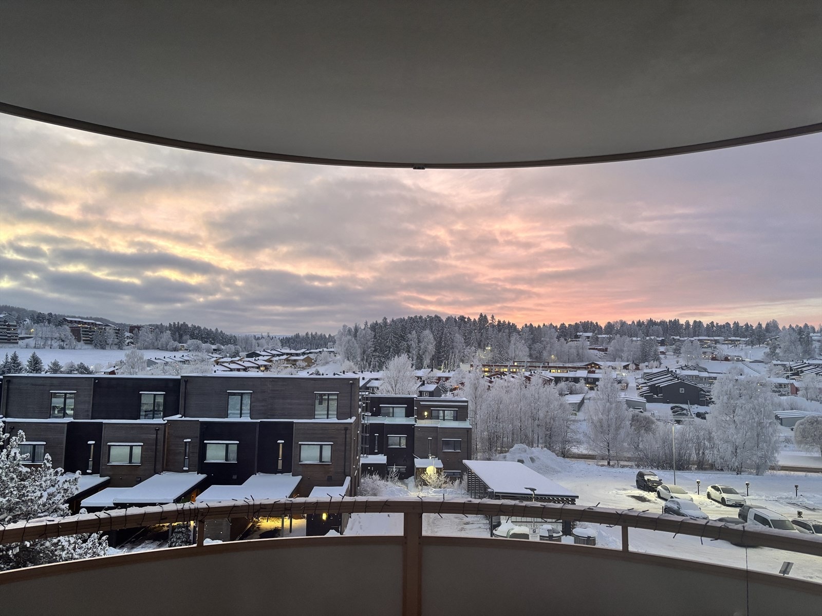 Utsiktsbilde i vinteridyll - bilde tatt av eier. Galleribilde